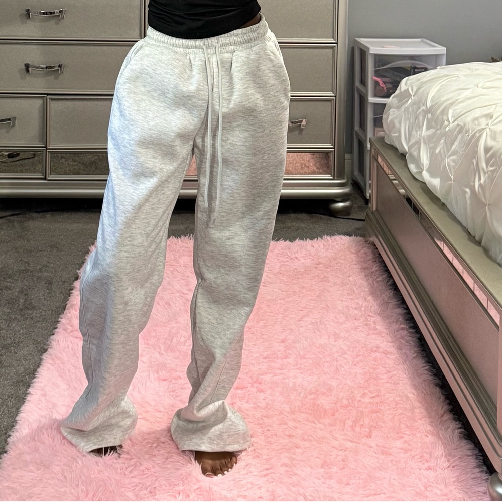 Women's Gray Sweatpants